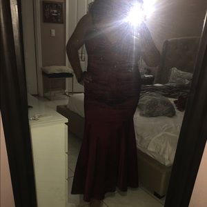 Burgundy red prom formal dress